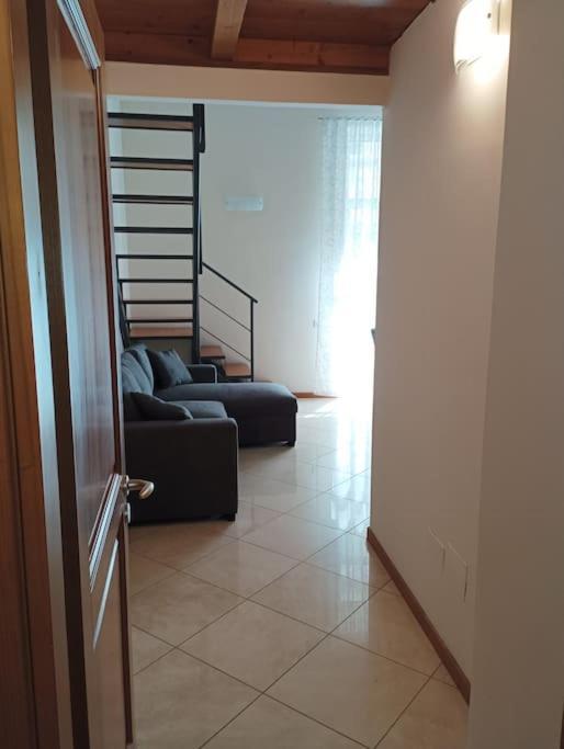 A Casa Di Laura Apartment Naples Luaran gambar