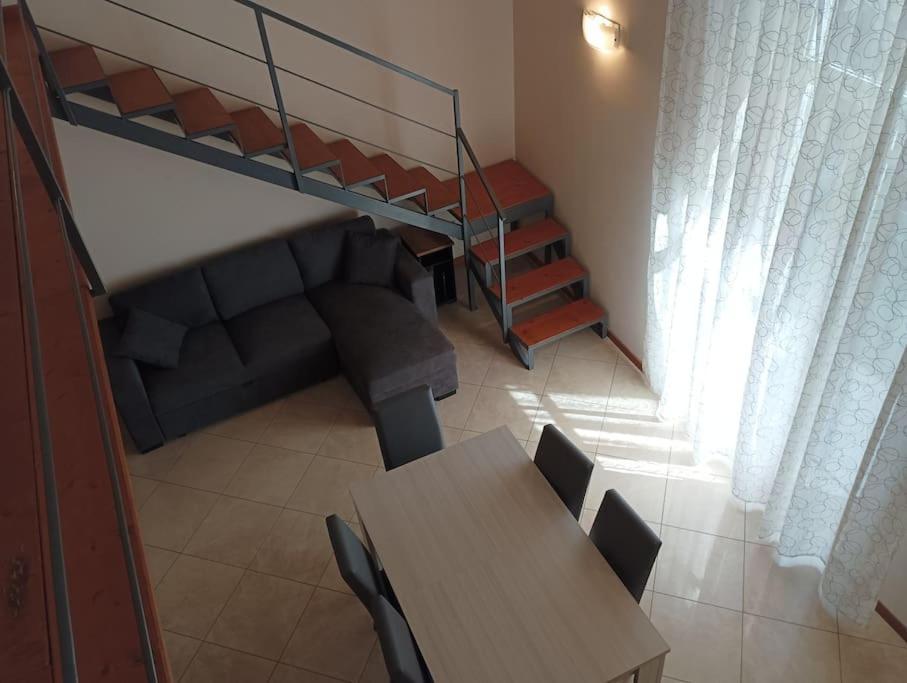 A Casa Di Laura Apartment Naples Luaran gambar